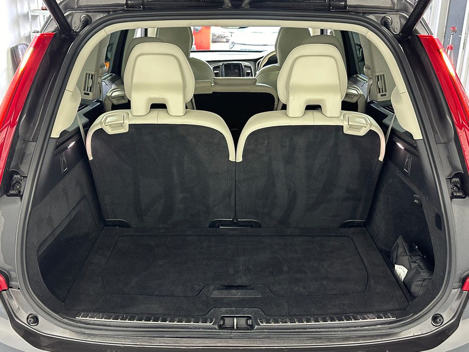 2023 Volvo XC90 T8 AWD Dark Theme €67,800