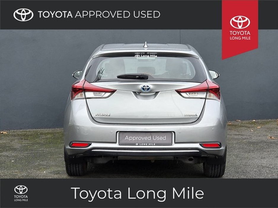 2016 Toyota Auris 1.8 Hybrid Luna 5dr ‘’Irish Car not to be confused with a Jap Import’’ €15,949