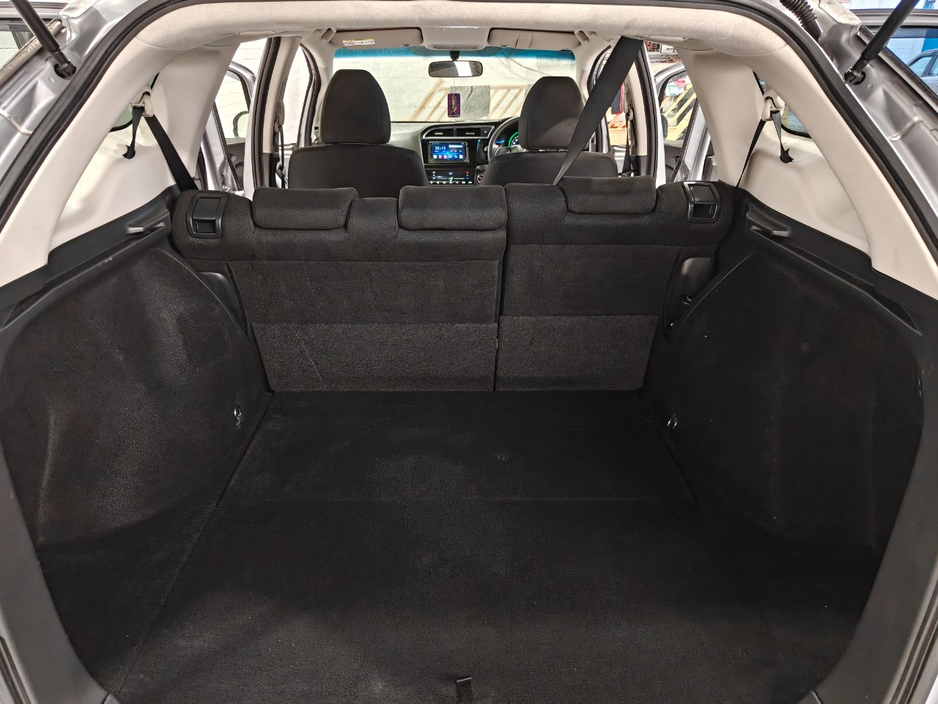 2017 Honda Shuttle - image 17