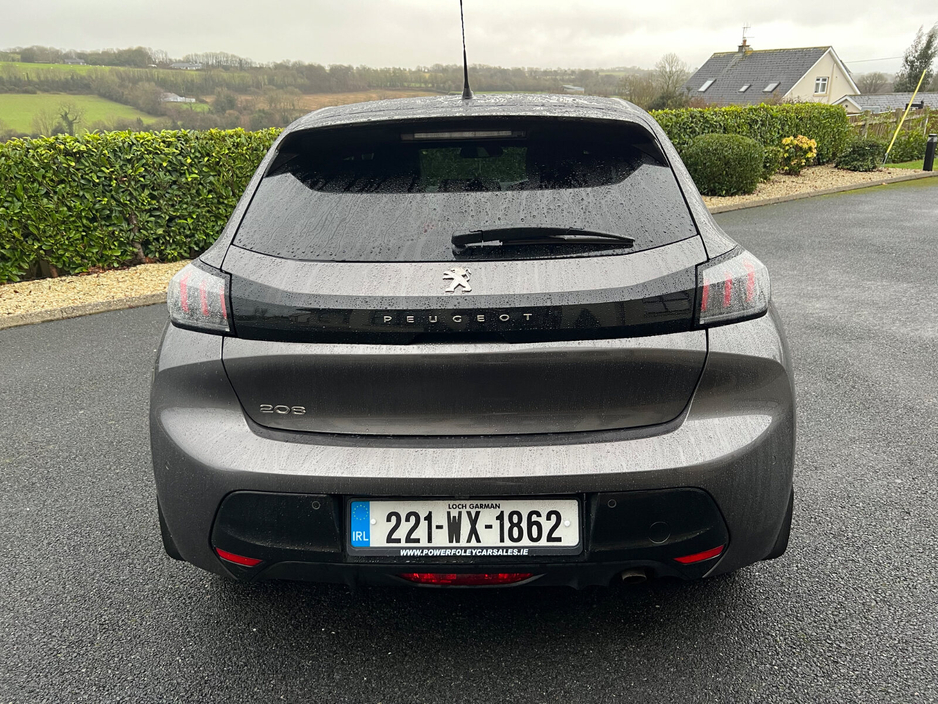 2022 Peugeot 208 1.2 Puretech 100bhp Allure Pack €17,950