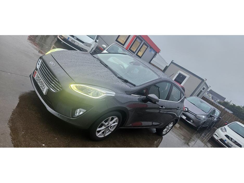 2018 Ford Fiesta ZETEC 1.1 petrol 84bhp 5dr new model €9,950