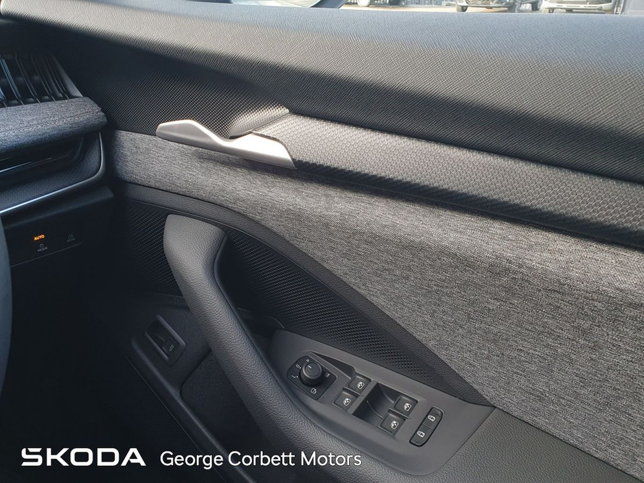 2026 Skoda Superb - image 20