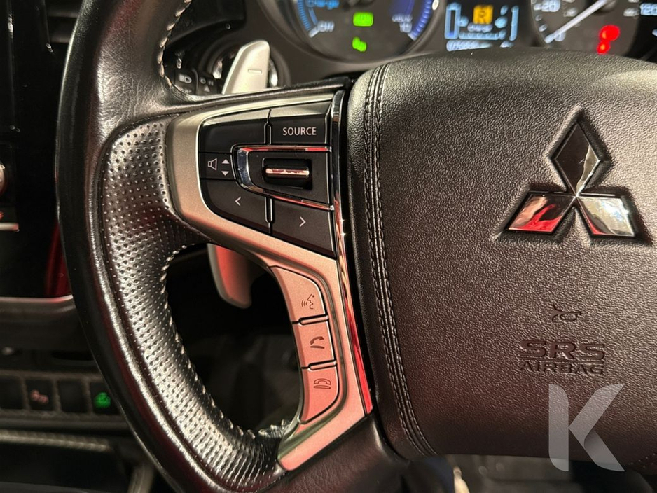 2020 Mitsubishi Outlander - image 22