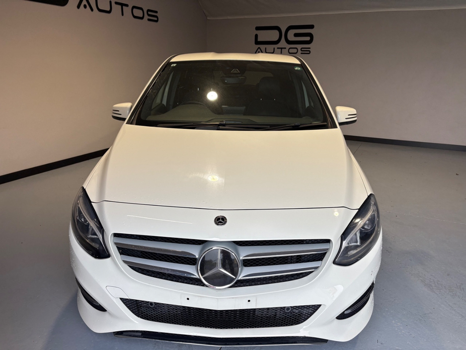 2017 Mercedes-Benz B Class - image 3