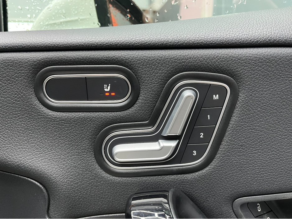 2019 Mercedes-Benz A Class €23950 2019 MERCEDES-BENZ A200D RADAR SAFETY 2.0 AUTOMATIC / CRUISE CONTROL / REVERSE CAMERA & PARKING SENSORS / ELECTRIC MEMORY & HEATED SEATS / PADDLE SHIFTERS €23,950