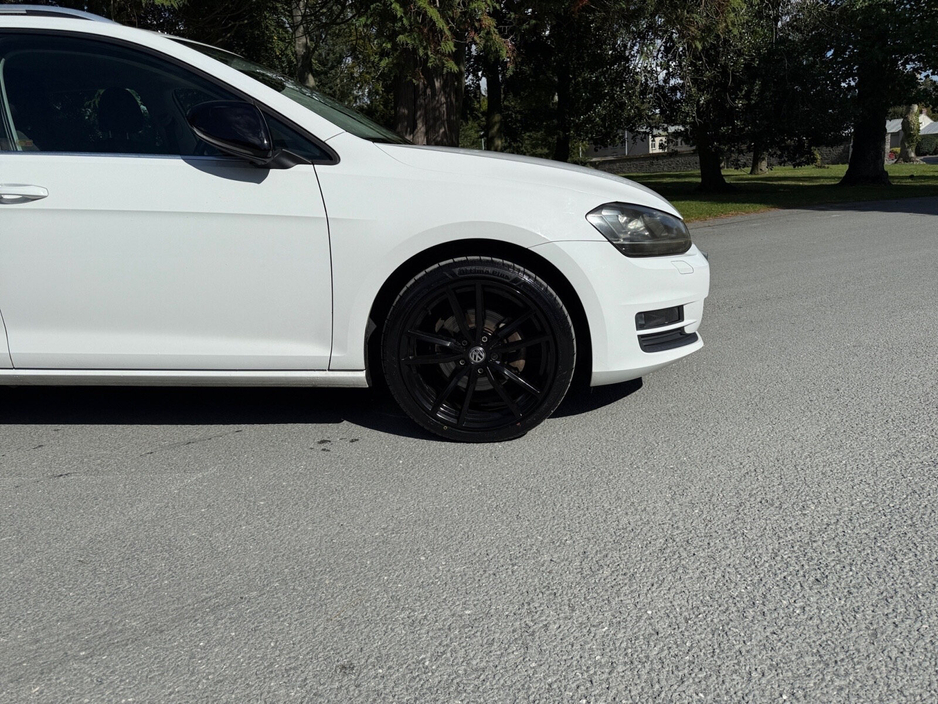 2018 Volkswagen Golf - image 16