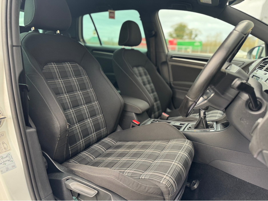 2017 Volkswagen Golf GTD 2.0 MANUAL *FULL SERVICE HISTORY* €18,995