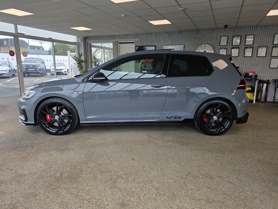 2019 Volkswagen Golf - image 7