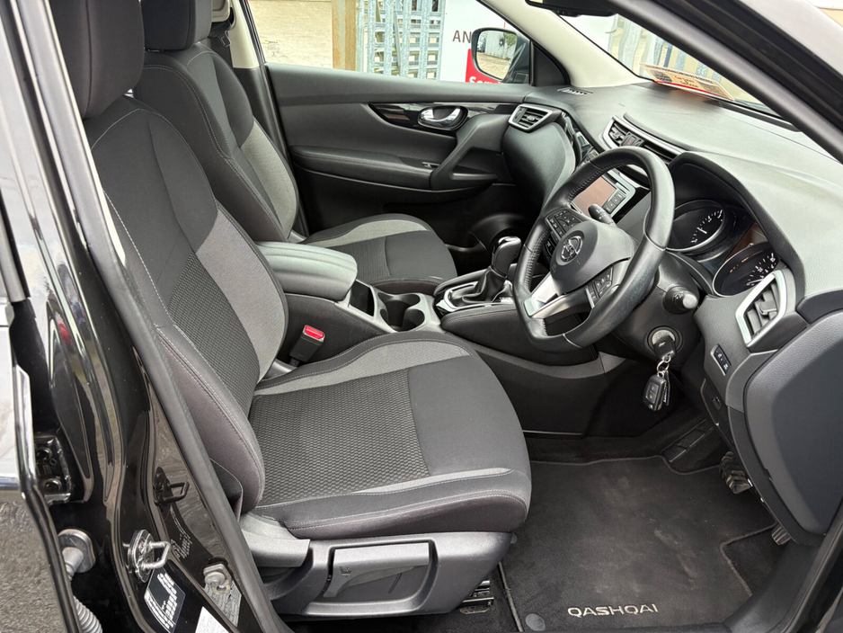 2020 Nissan Qashqai - image 10