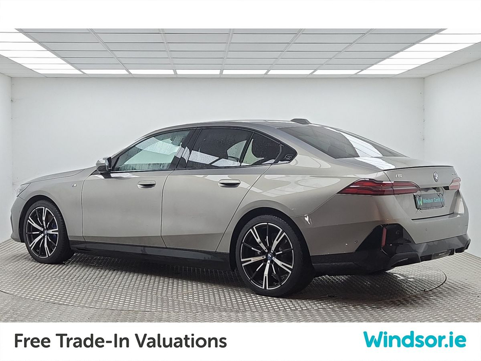2025 BMW i5 I5 Edrive40 M Sport Pro*Stunning car with a massive specification* €68,995