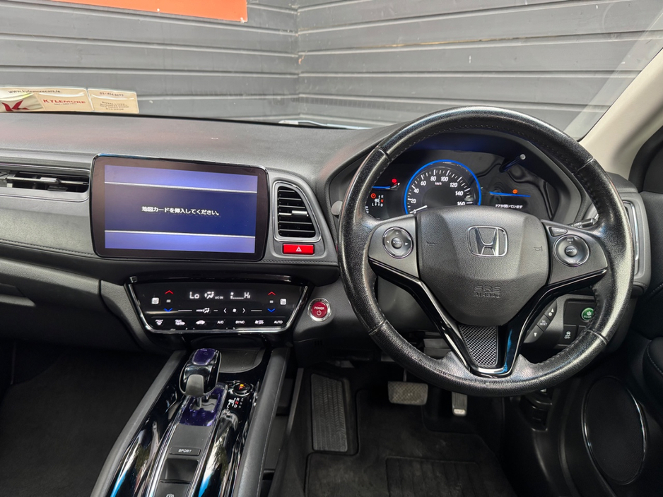 2014 Honda Vezel - image 8