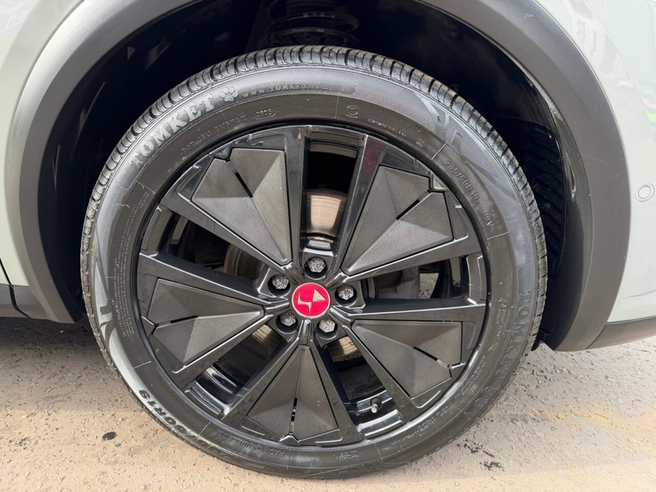 2023 DS Automobiles DS 7 - image 34