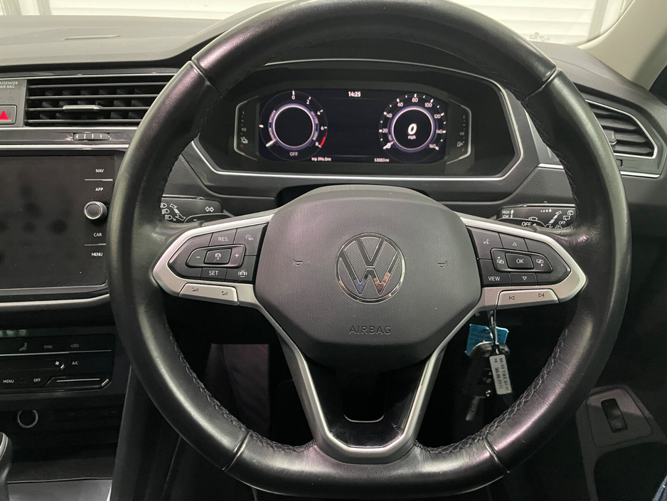 2023 Volkswagen Tiguan  €31,995