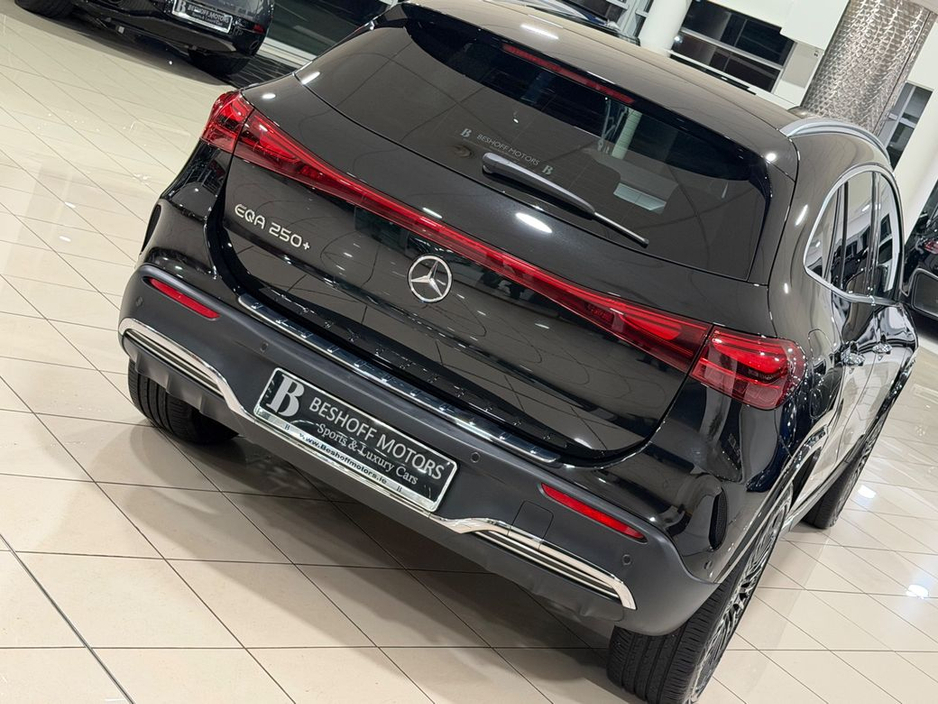 2025 Mercedes-Benz EQA - image 10