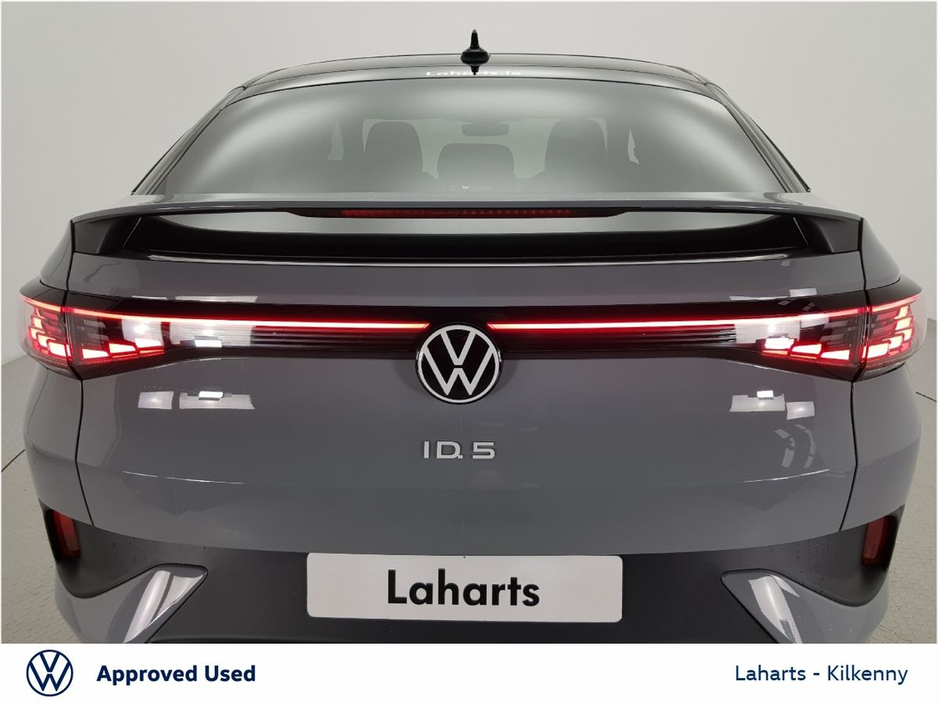 2023 Volkswagen ID.5 FAMILY 77KWH 174HP PRO €32,950