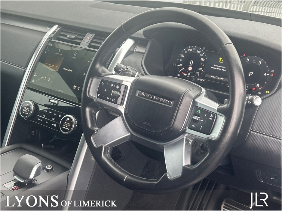 2024 Land Rover Discovery - image 12