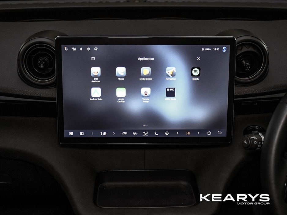 2025 BYD Dolphin - image 21