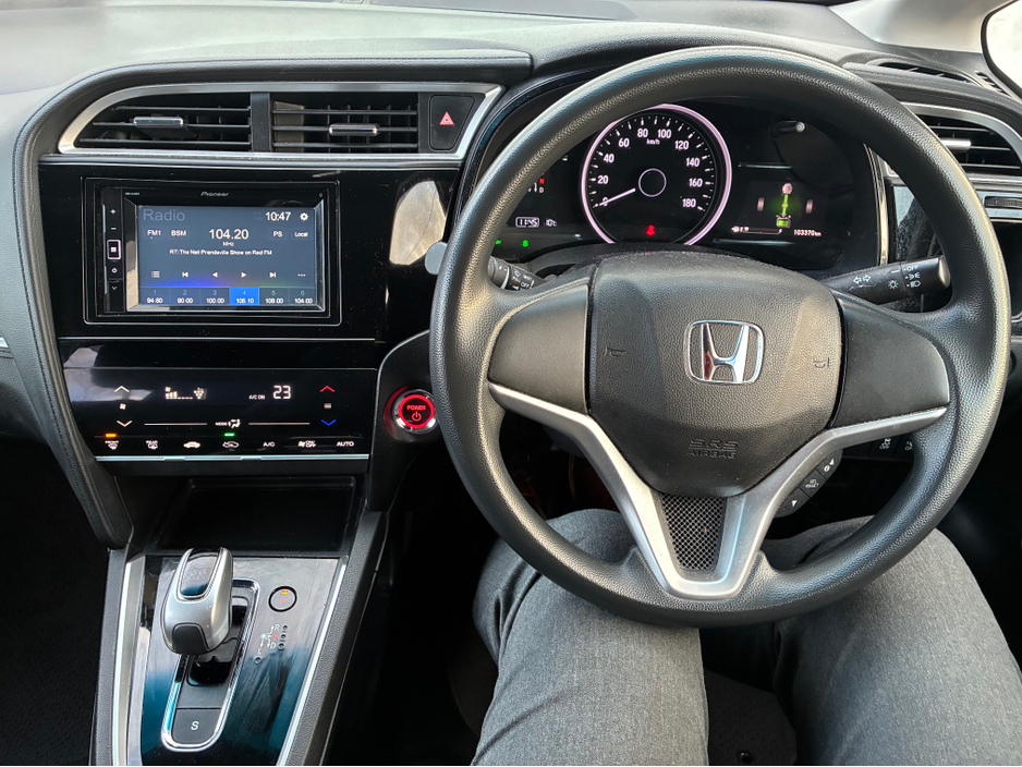 2018 Honda Shuttle DAA-GP7 5DR AUTO €11,950