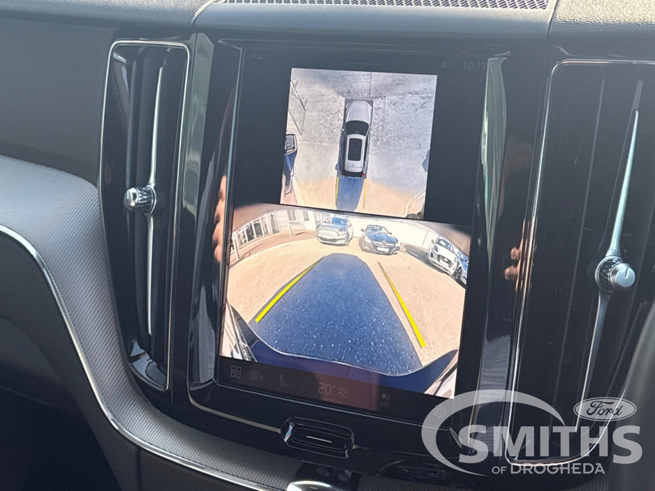 2024 Volvo XC60 - image 19