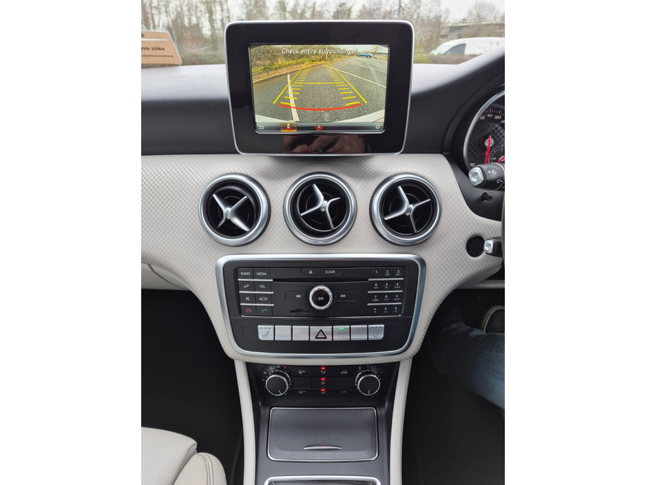 2016 Mercedes-Benz A Class - image 15