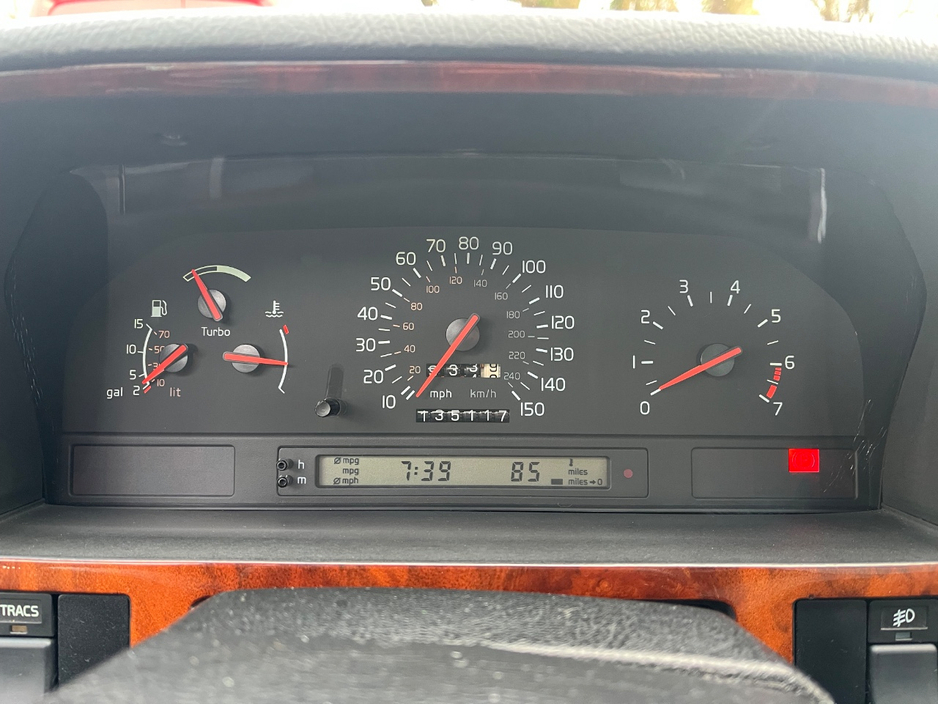 1994 Volvo 850 - image 19