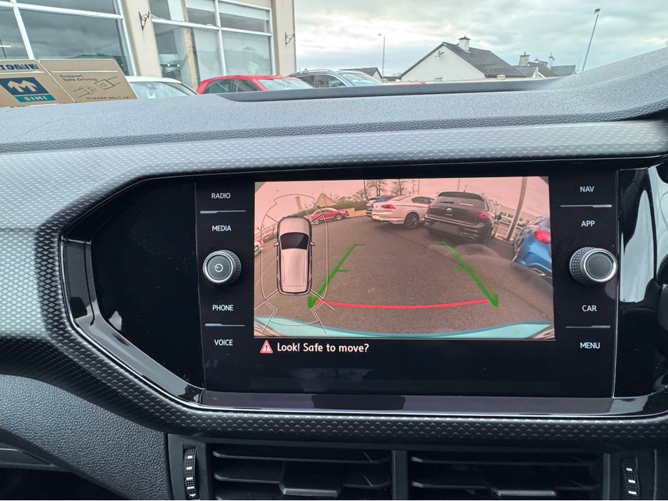 2020 Volkswagen T-Cross - image 5