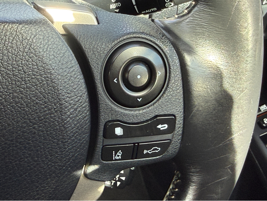 2018 Lexus CT 200 h - image 21