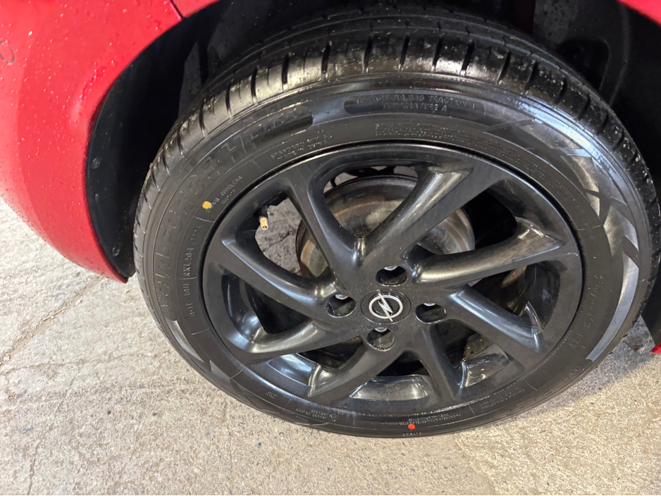 2023 Opel Corsa - image 2