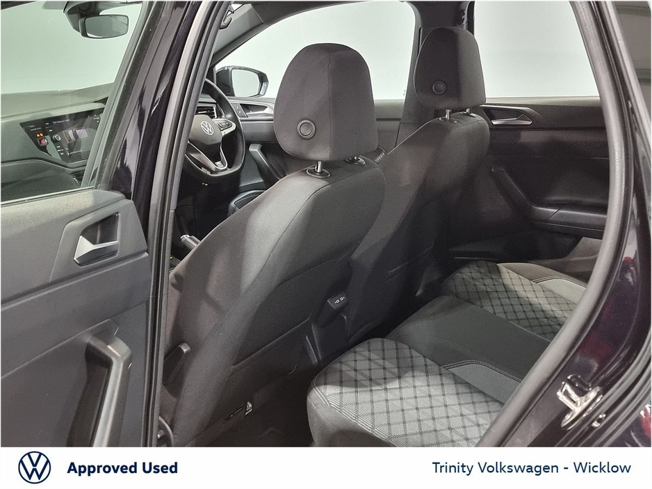 2024 Volkswagen Polo - image 28