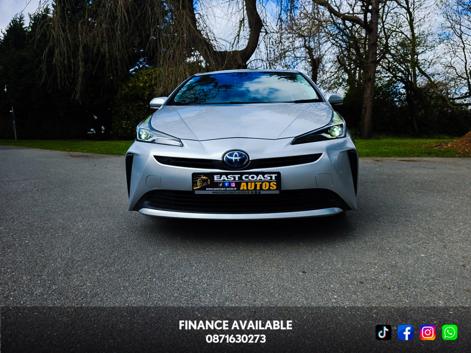 2020 Toyota Prius - image 5