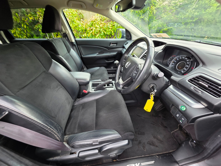 2017 Honda CR-V - image 11