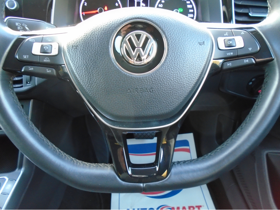 2018 Volkswagen Polo - image 30