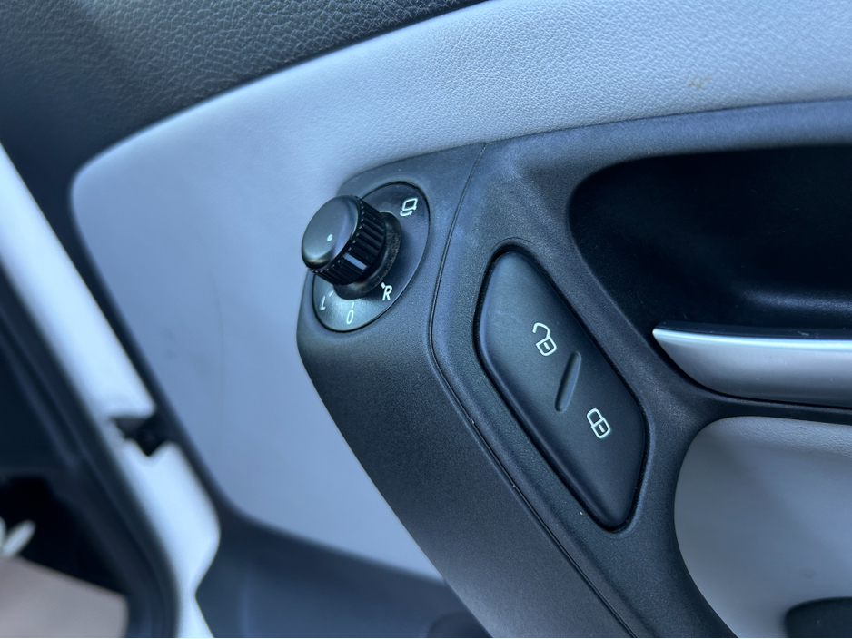 2014 Volkswagen Polo 1.4 GT EDITION // ANDROID AUTO UNIT / AUTOMATIC  // REVERSE CAMERA // €11,950