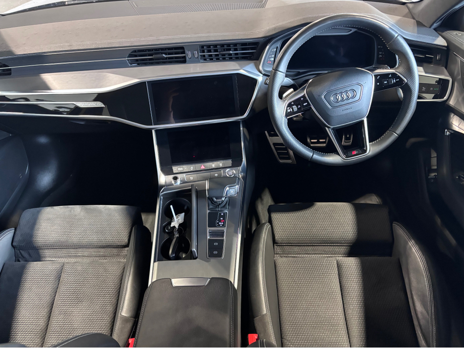 2020 Audi A6 - image 2