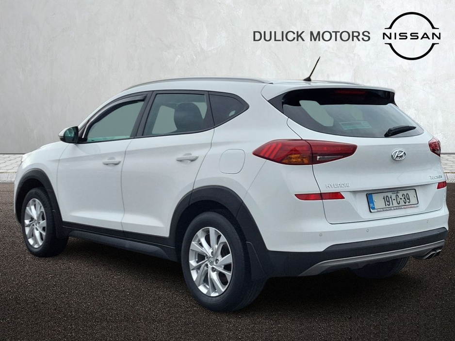 2019 Hyundai Tucson - image 2