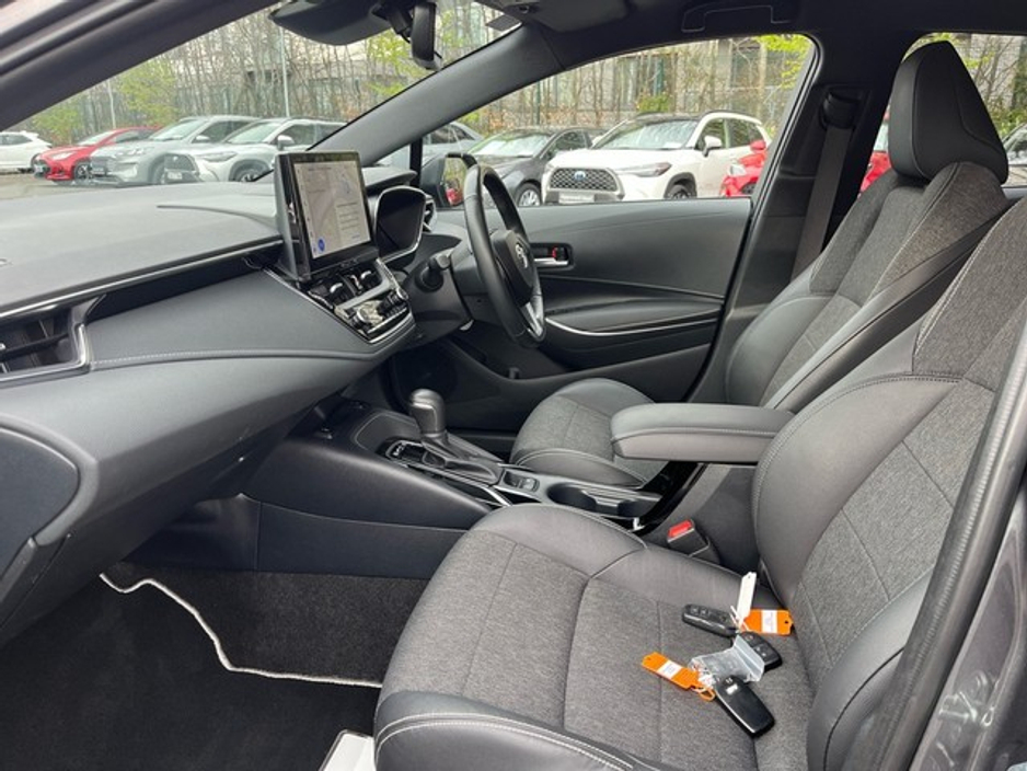 2024 Toyota Corolla - image 6