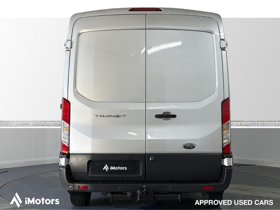 2019 Ford Transit - image 4