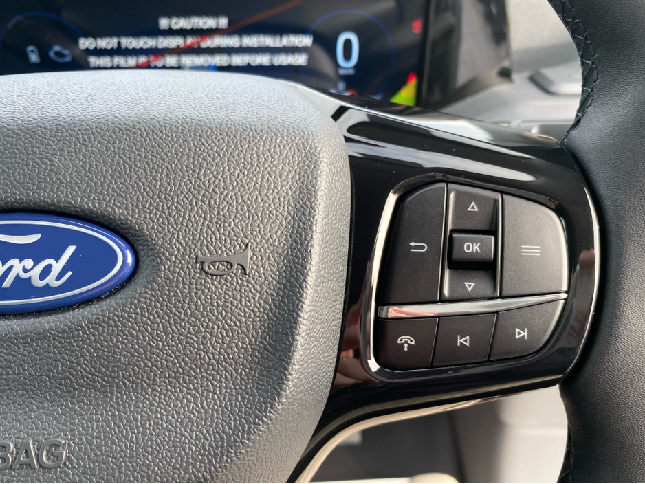 2026 Ford Transit Custom - image 12