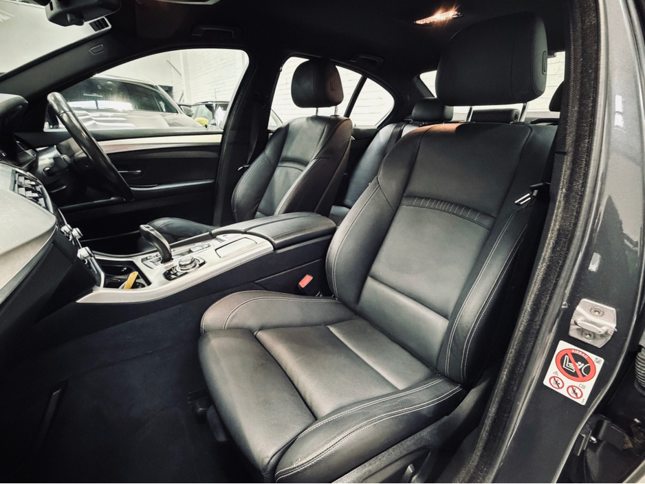 2016 BMW 5 Series - image 10