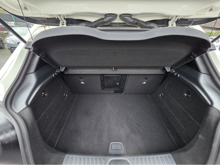 2014 Mercedes-Benz A Class - image 11