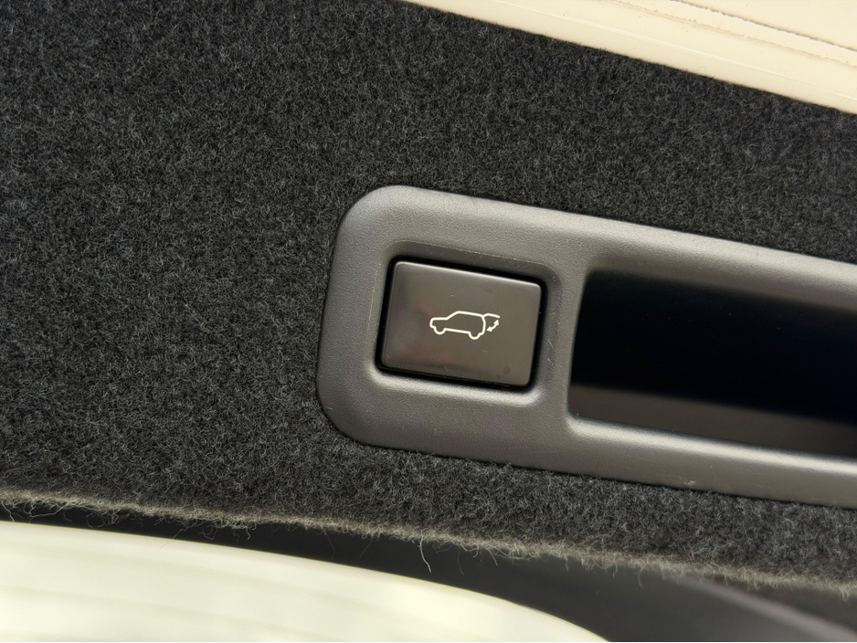 2016 Lexus RX 450 h - image 36