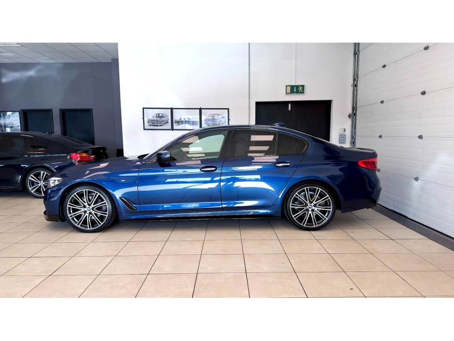 2018 BMW 5 Series - image 21