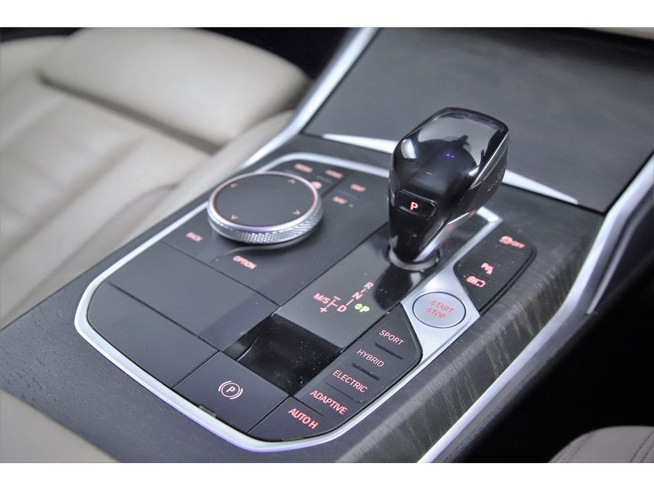 2020 BMW 3 Series 330E M SPORT G20 *BEIGE LEATHER*