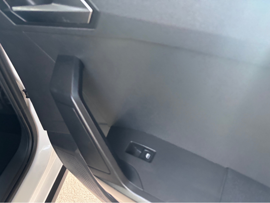 2023 SEAT Arona - image 7