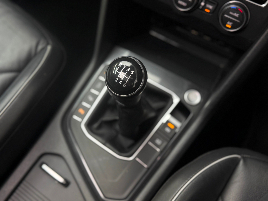 2020 Volkswagen Tiguan Allspace R-LINE 2.0TDI 150HP 7 SEATER *PAN ROOF* €32,990