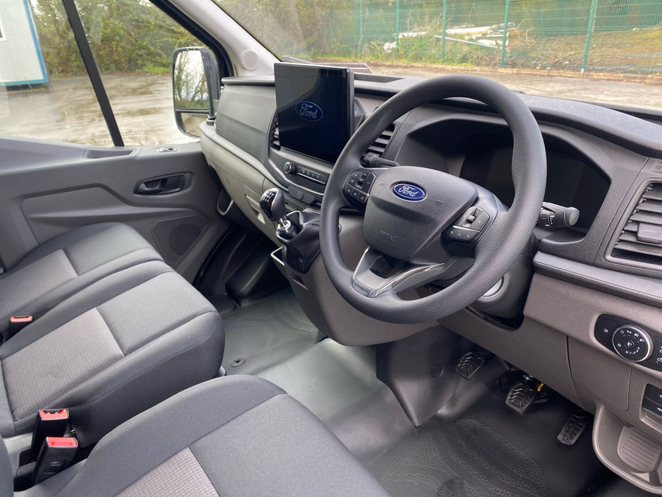 2026 Ford Transit - image 6