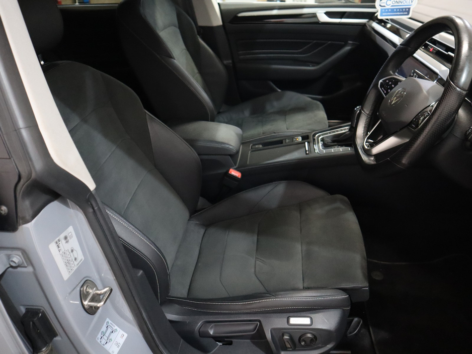 2022 Volkswagen Arteon - image 19