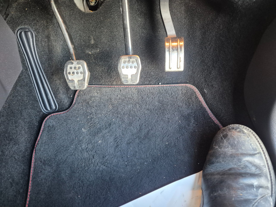 2019 Ford Kuga - image 19