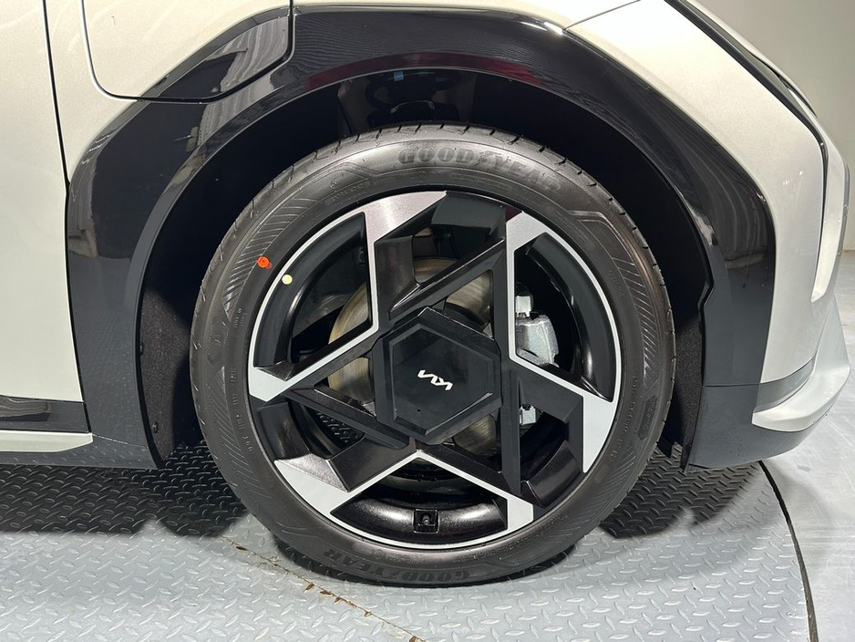 2025 Kia EV4 GT Line FastBack 252 €48,400