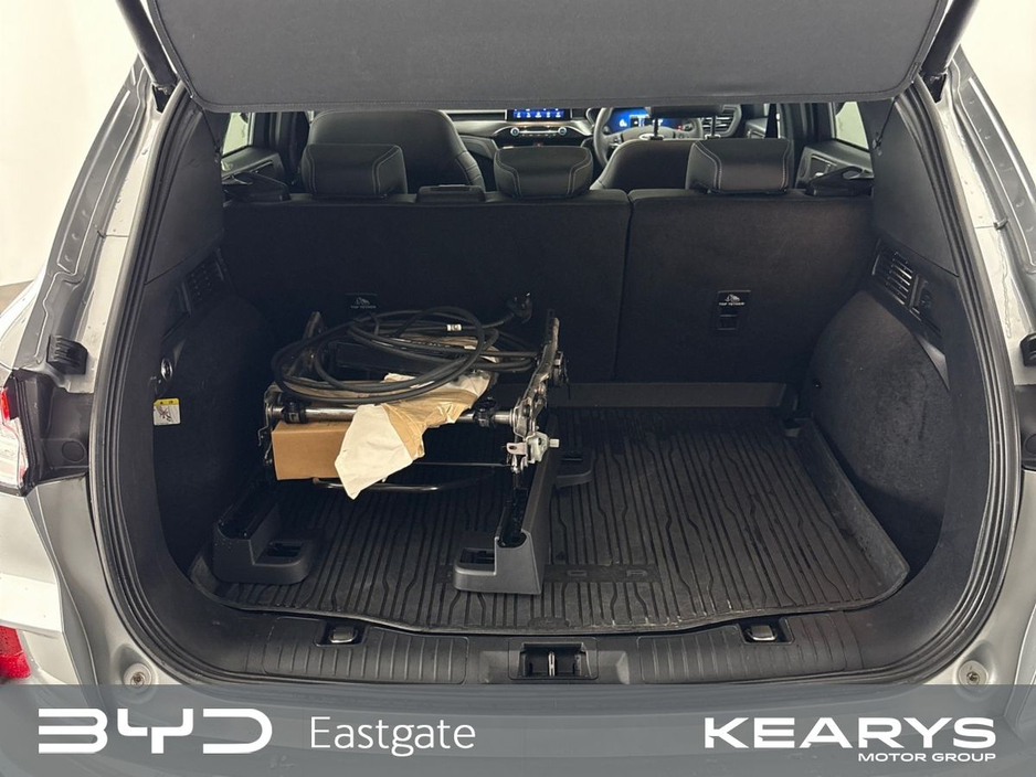 2023 Ford Kuga 2.5 Duratec 225PS PHEV Vignale *Solar Silver* €33,950